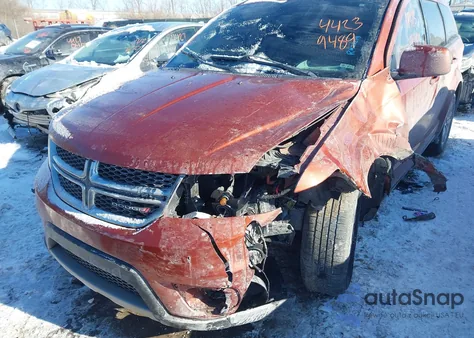 2014 Dodge Journey Sxt z USA, uszkodzony, nr VIN 3C4PDCBG1ET149378